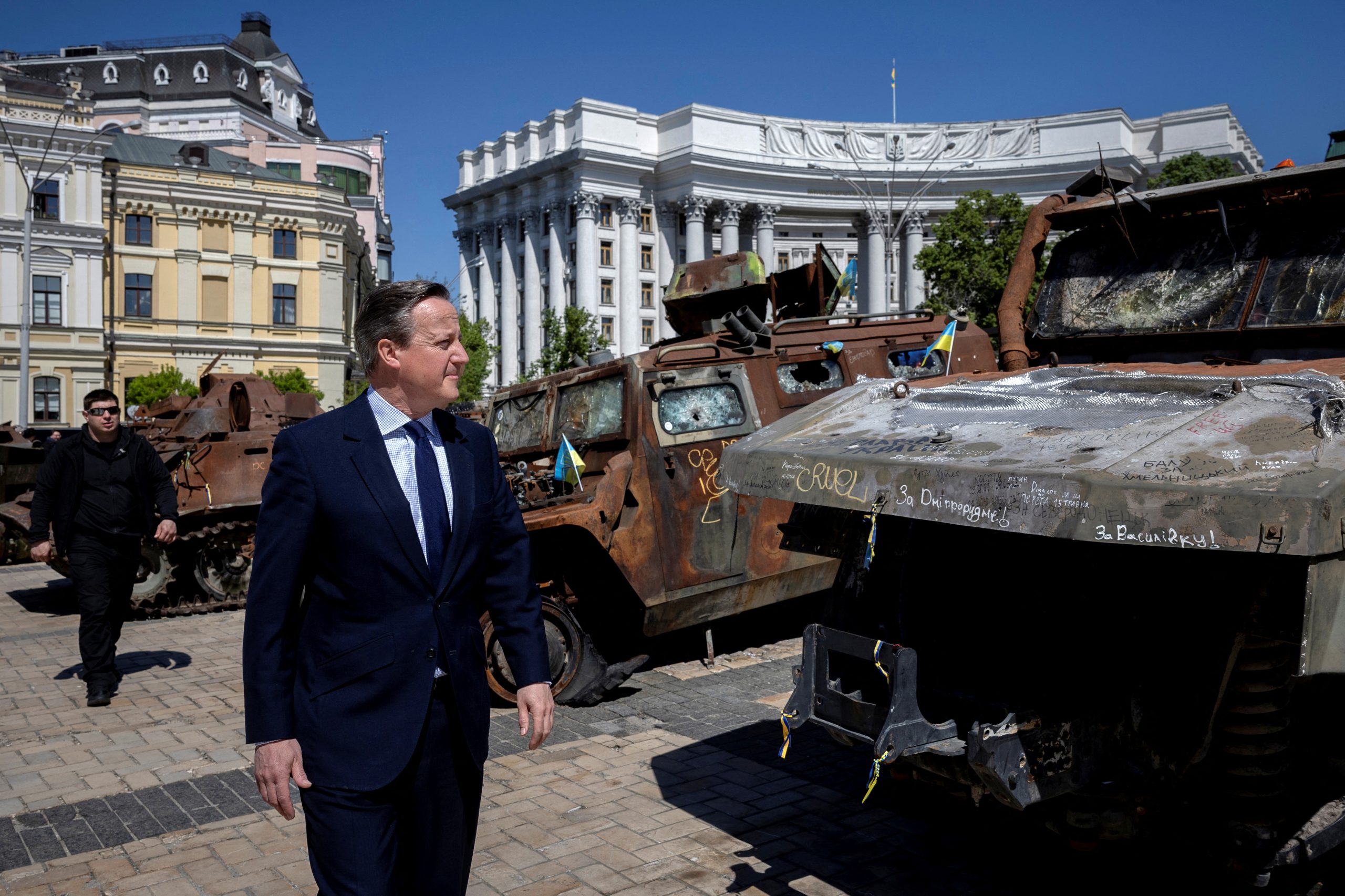 Cameron surveys destroyed Russian military vehicles in Saint Michael’s Square, Kyiv